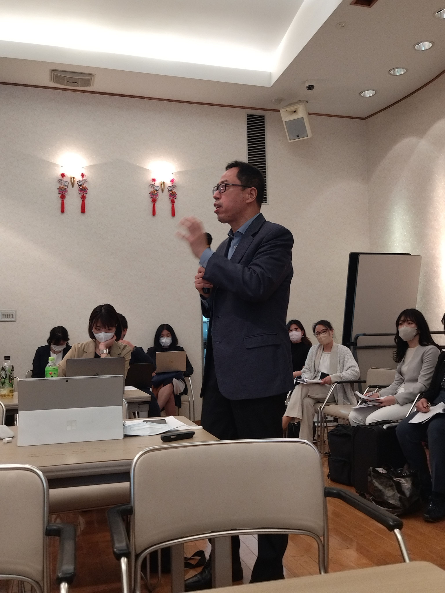 王国輝教授(温州大学教授・日本大学文理学院客員研究員)の研究発表
